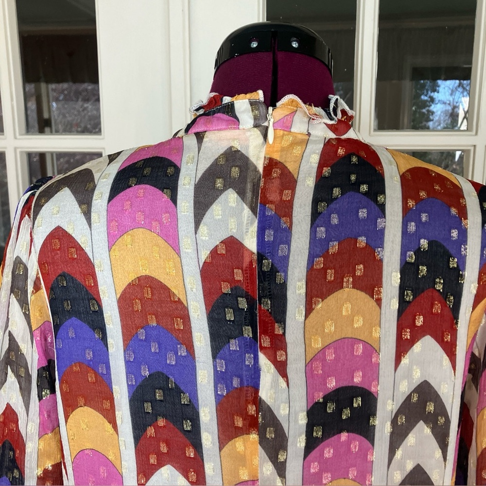 Oliphant Milano Peplum Blouse – Multicolor Print – Size Medium - like new! - Picture 8 of 11